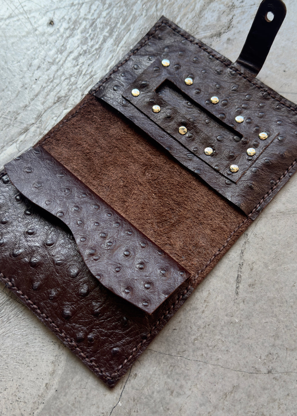 Envy Tobacco Pouch in Veiled Umber